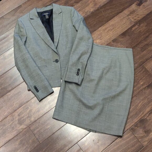 Loro Piana Brooks Brothers Wool Suit  Set Jacket and Skirt Black/Cream - Picture 4 of 11